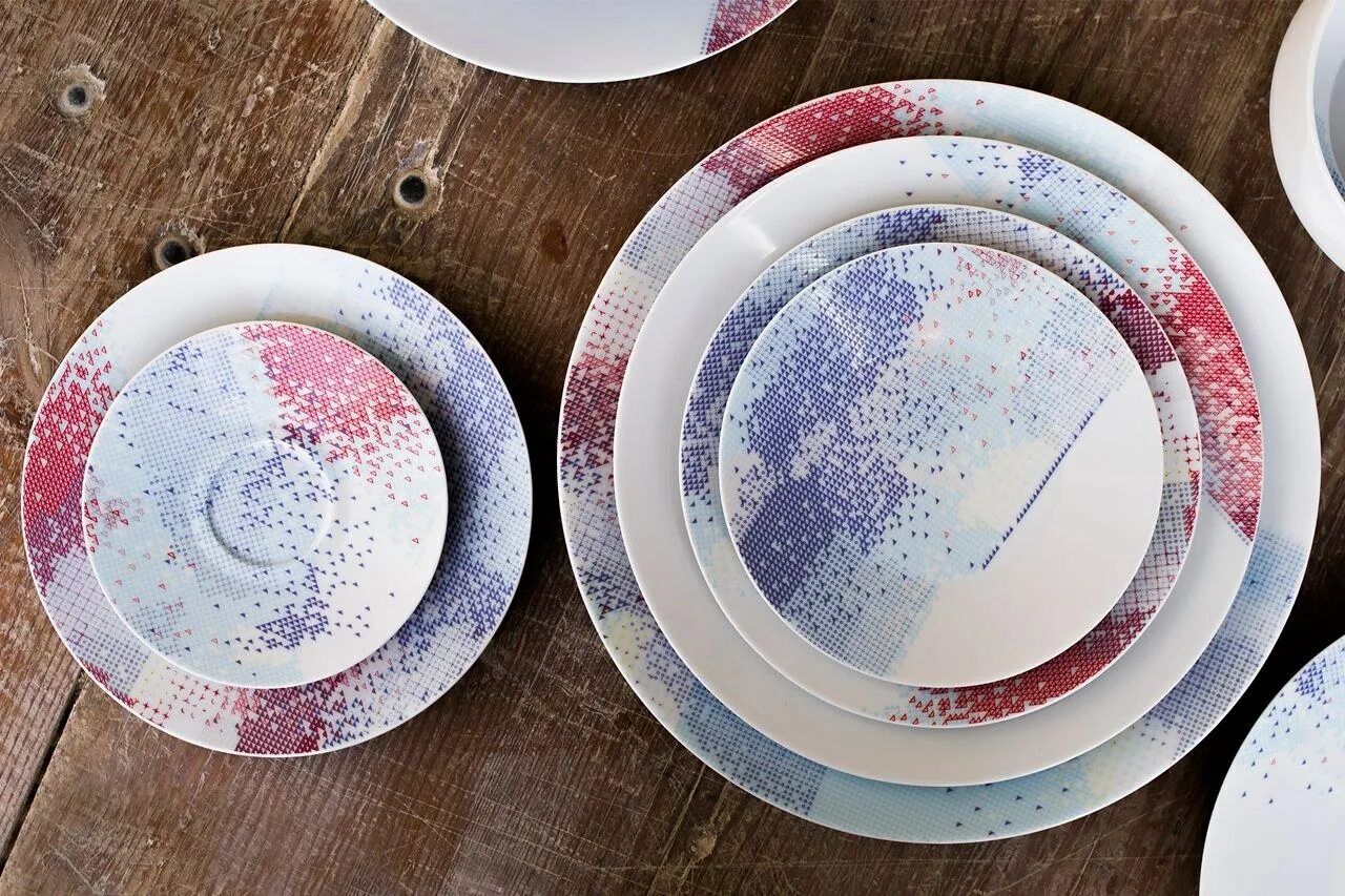 Красивые тарелки. Необычные тарелки. Стильная посуда. Тарелки современные стильные. Тренд посуды