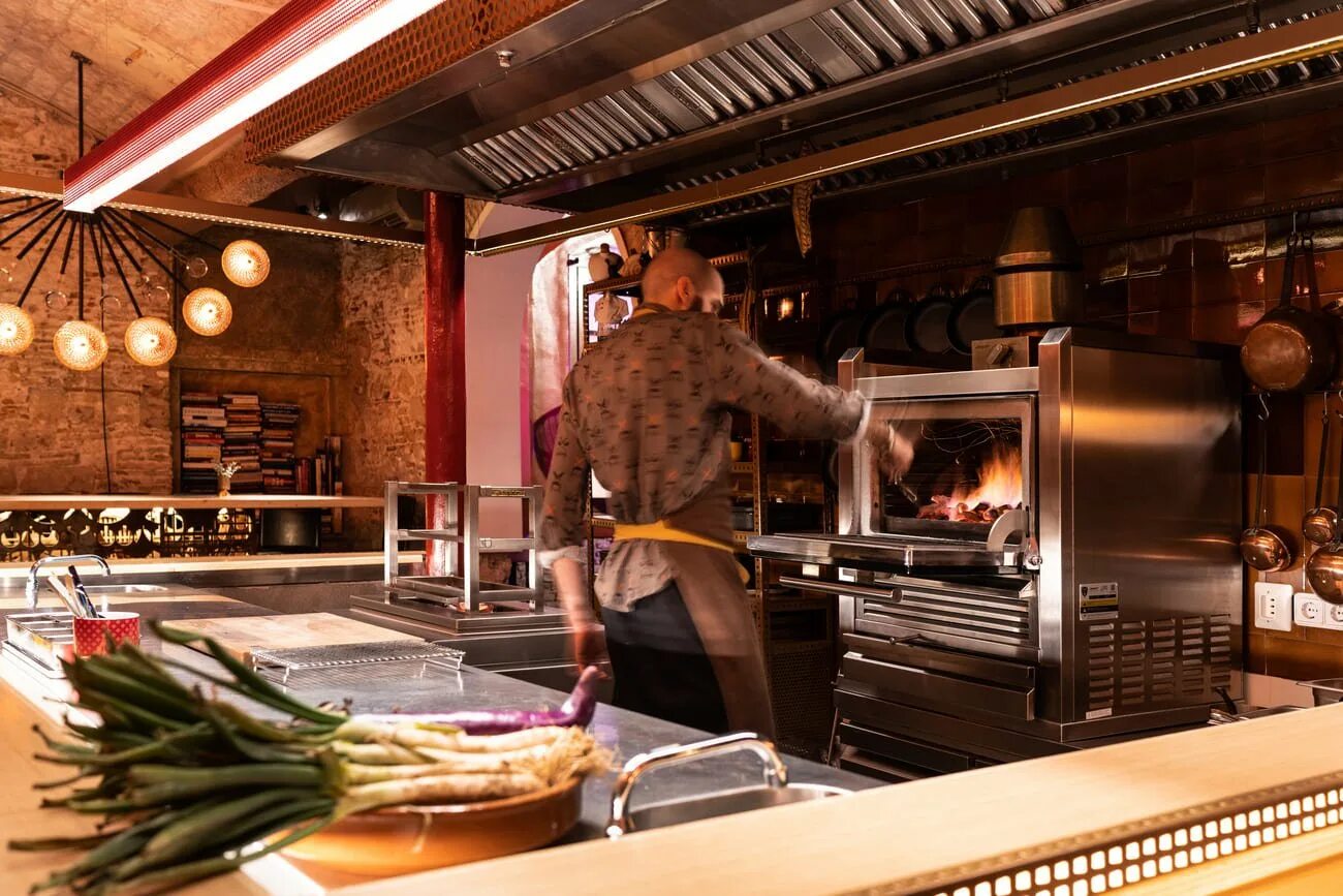Что такое хоспер в ресторане. Гриль печь хоспер. гриль мангал josper hjx 25l. гриль печь josper hjx 25m. гриль-печь josper hja-plus-s80.