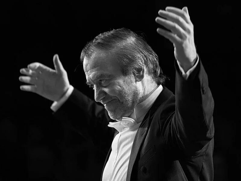 российский дирижер 7 букв