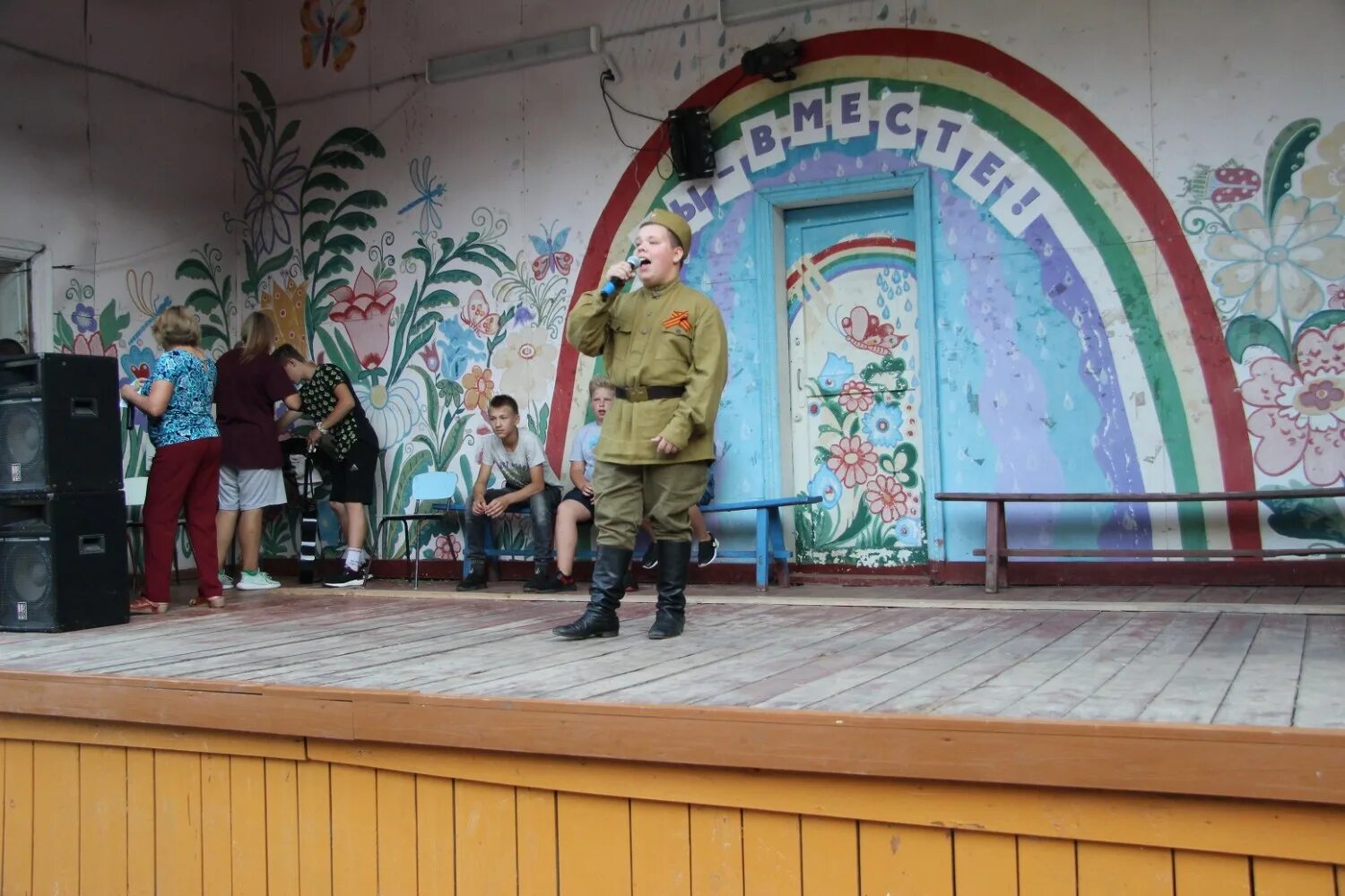 Песни лагеря гагарина. Детский оздоровительный лагерь имени гагарина курск. Детская здравия гагарина лагерь в ступино маленькие спальни. Окц благовещенск лагерь гагарина. Лагерь гагарина белгород.