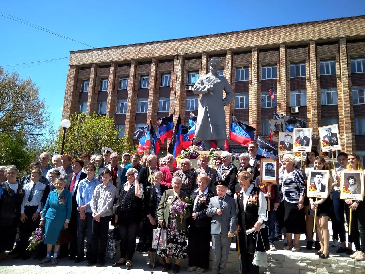 Буденовский район Донецка. Буденновский район города Донецка. Донецк Буденовкий район. Буденновский район улица Майская.