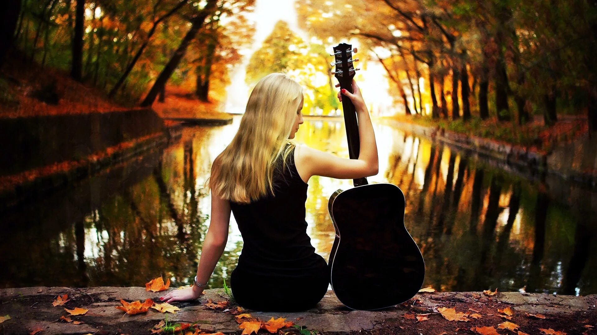 Пою голосом круга. Девушка с гитарой. Осенняя фотосессия с гитарой. Фотосессия с гитарой девушка. Девушка с гитарой на природе.