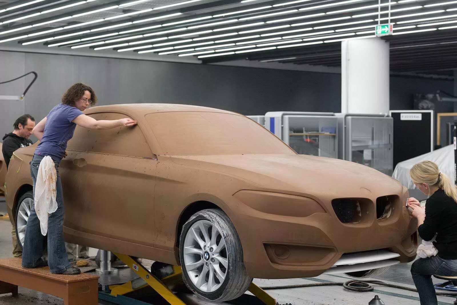 Создать машину. Семисотый мерседес. Mercedes-benz f700. Проектировка автомобиля. Дизайнер автомобилей.