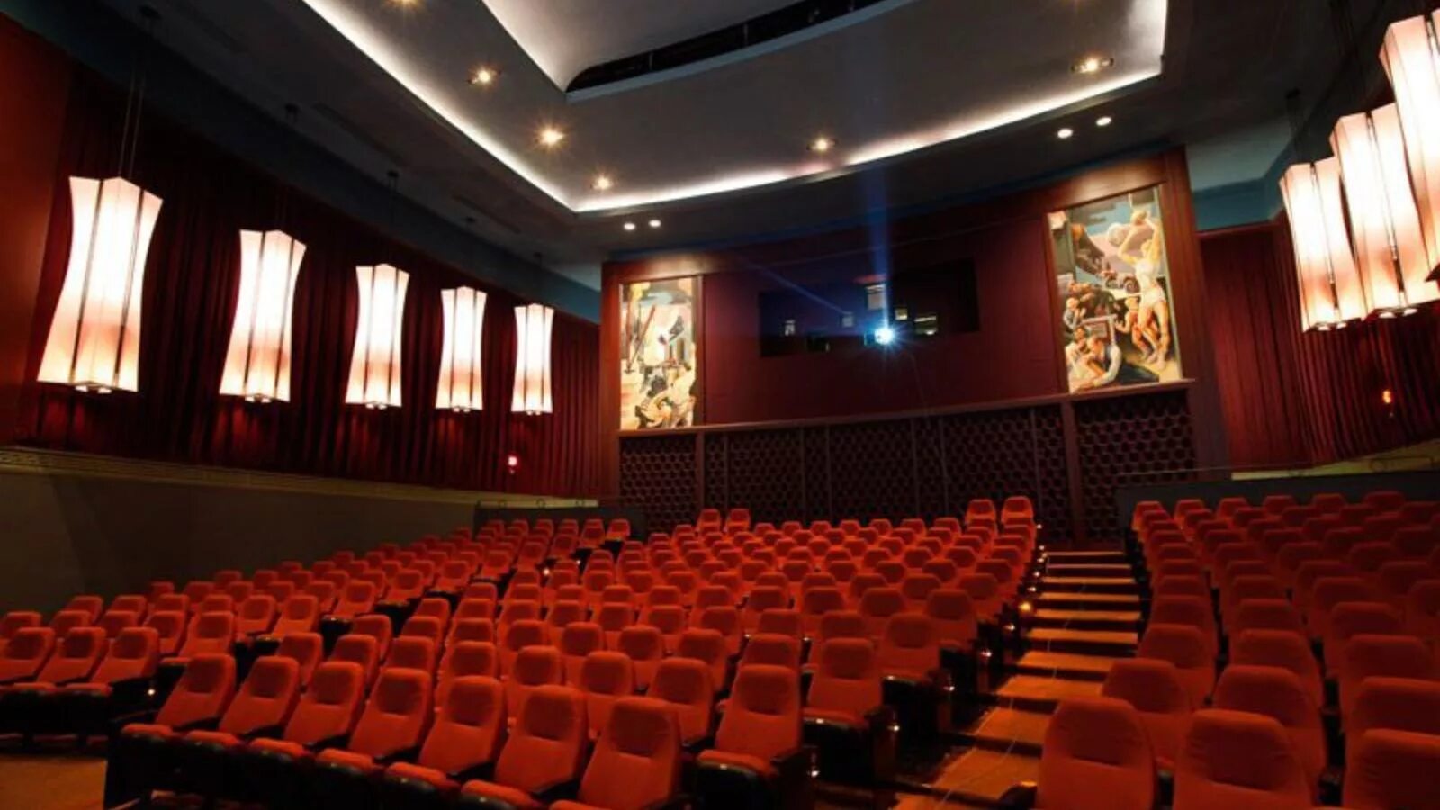 Интерьер зрительного зала. Imax theatre. Планетарий imax. Фестиваль научного кино фанк 2021. Научное кино.