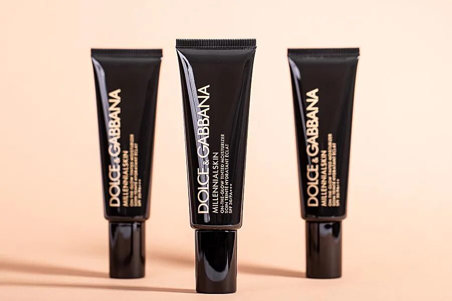 Dolce Gabbana Millennialskin тональный крем. Тональный крем Dolce Gabbana Millennialskin палитра. Тональный крем Дольче Габбана. Dolce Gabbana тональный крем Millennialskin оттенки.