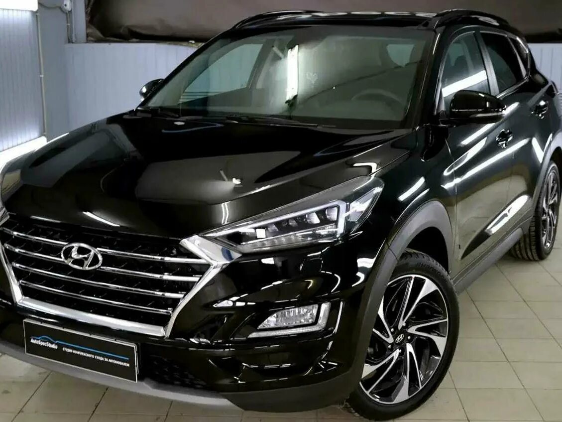 Hyundai tucson tl. Hyundai Tucson 2020 черный. Хендай Туссан 2020 черный. Hyundai Tucson 2019 Рестайлинг чёрный. Хендай Туссан 2020 Блэк Браун.