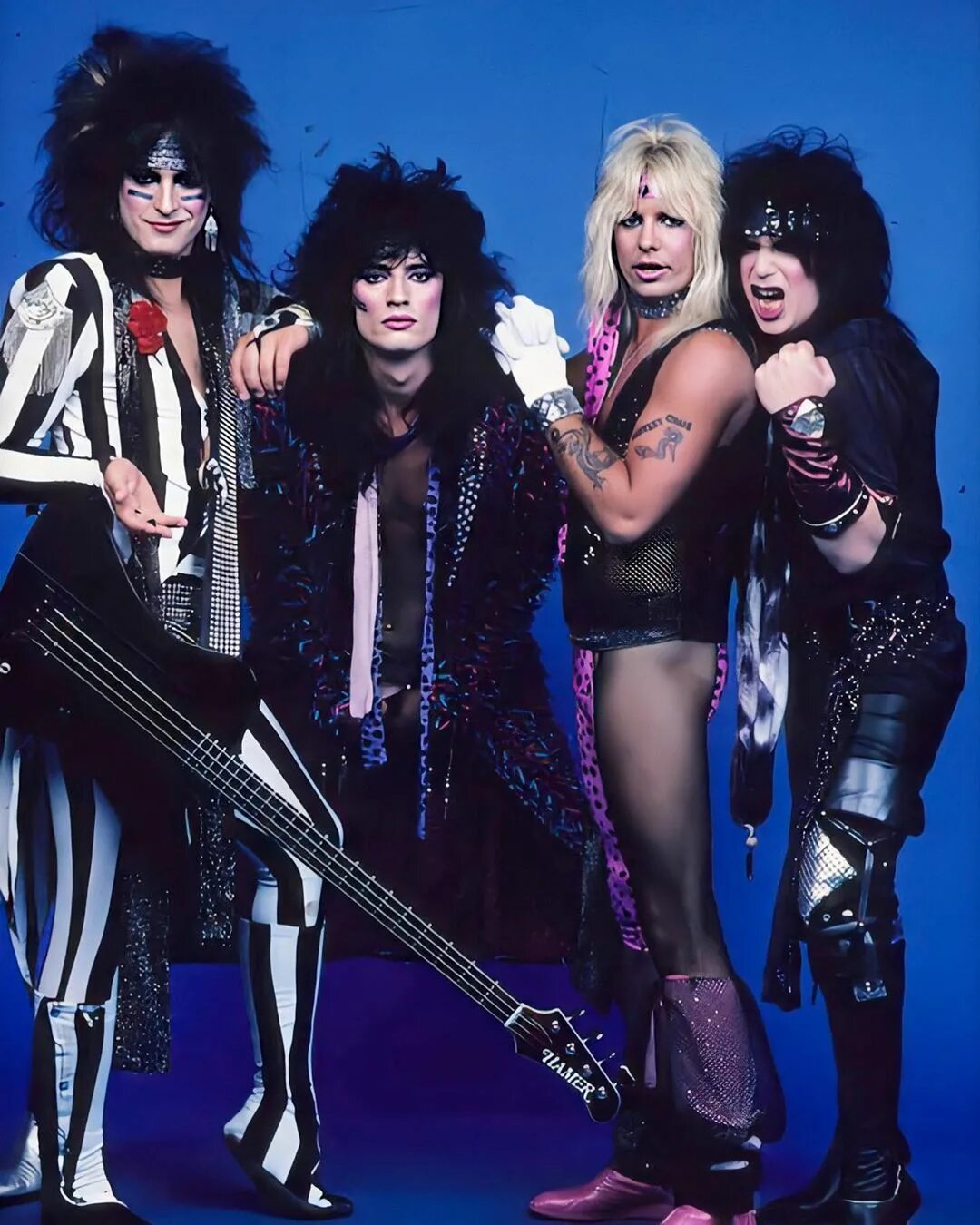 Motley Crue. Motley Crue группа. Motley Crue 1980. Мотли Крю молодые.