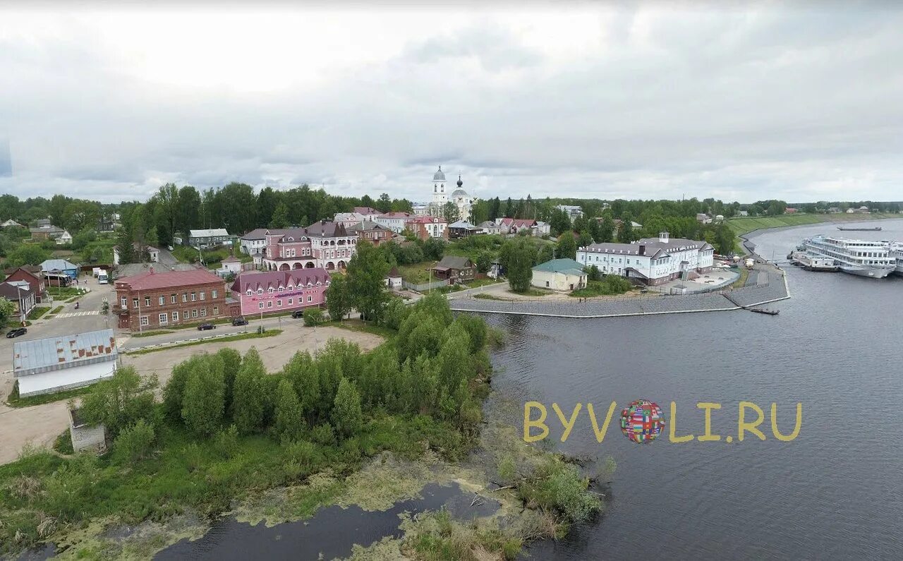 Мышкин как добраться из москвы. Мышкин панорама. мышкин высокий берег. город мышкин сверху.