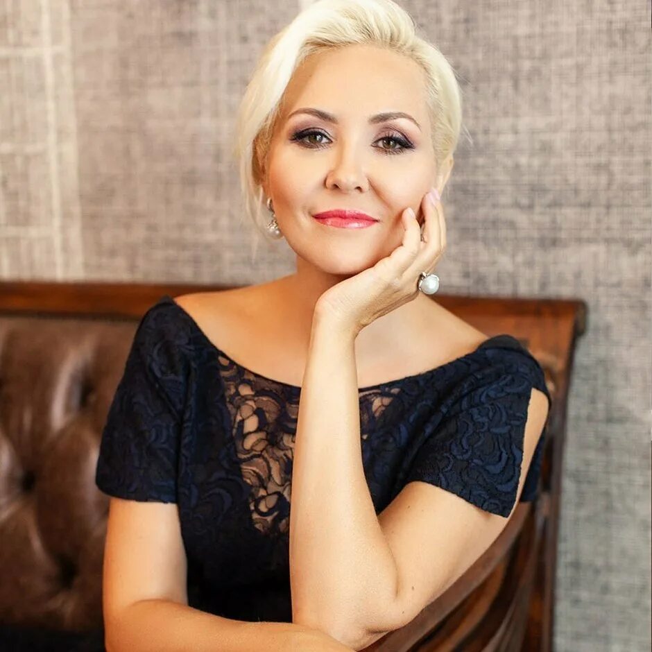 василиса володина. астролог володина биография. оксана наумова василиса володина. астролог давай поженимся василиса. василиса володина лысая.