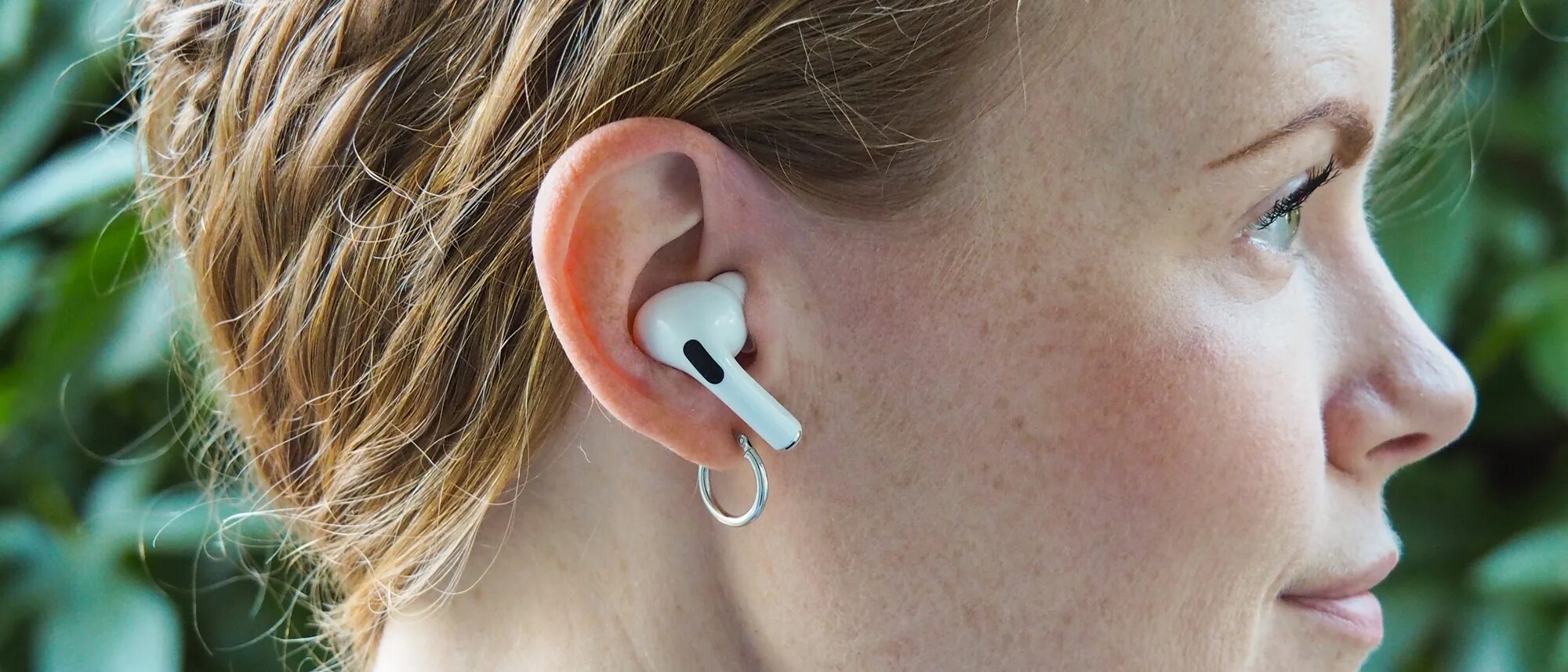 Apple AIRPODS 2.2 В ухе. Air pods Pro 2. Наушники эирподс 3. Apple AIRPODS in Ear. Airpods выпадают из ушей