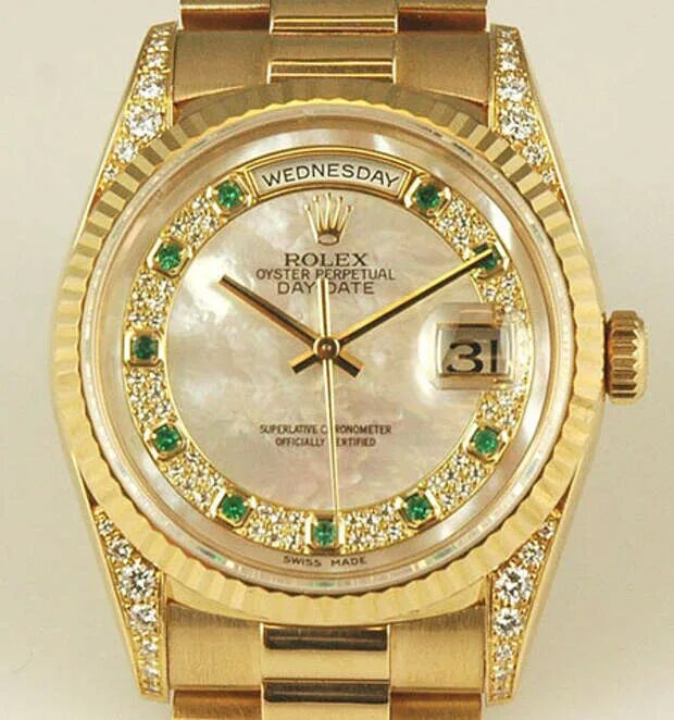 Как отличить подделку rolex. Rolex часы. rolex geneve с камнями. часы ролекс с обратной стороны. rolex oyster perpetual green.