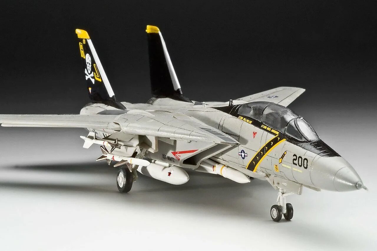 Истребители сборные модели. F14 Tomcat самолет модель. F 14 Tomcat сборная модель. F14 Revell. F-14a Tomcat Revell 1/144.