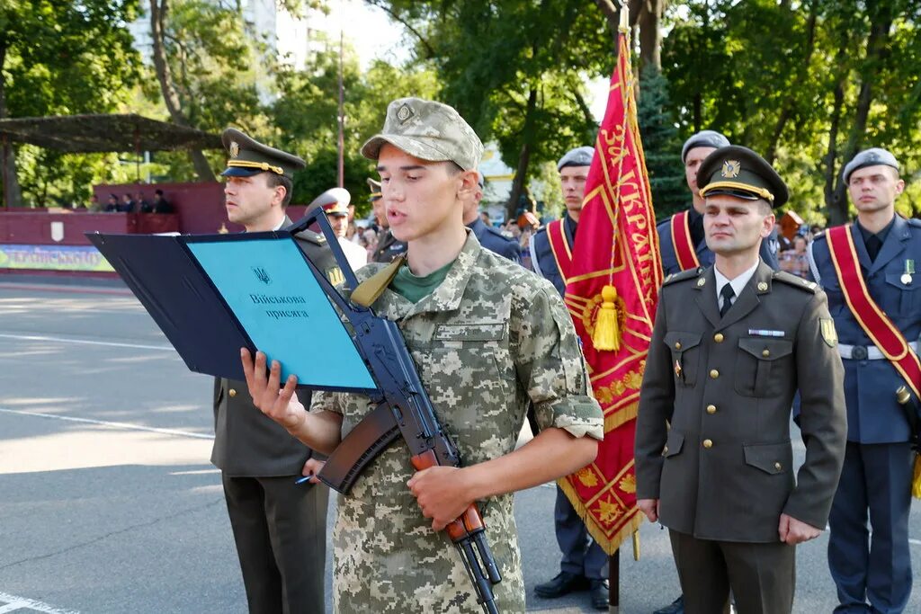 Одесская академия. Военная Академия Одесса. Одесская Академия сухопутных войск. Военные вузы Украины. Военная Академия сухопутных войск Украины.