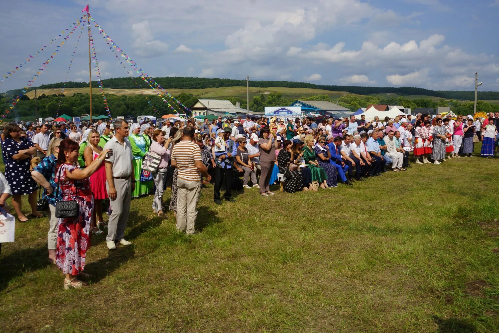 Погода в старом эштебенькино. Акатуй Шняево. Акатуй 2022 Шняево татарское. Праздник села старый Сантимир. Чувашский Акатуй.