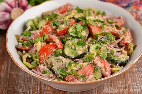 Салат овощной по грузински с грецким