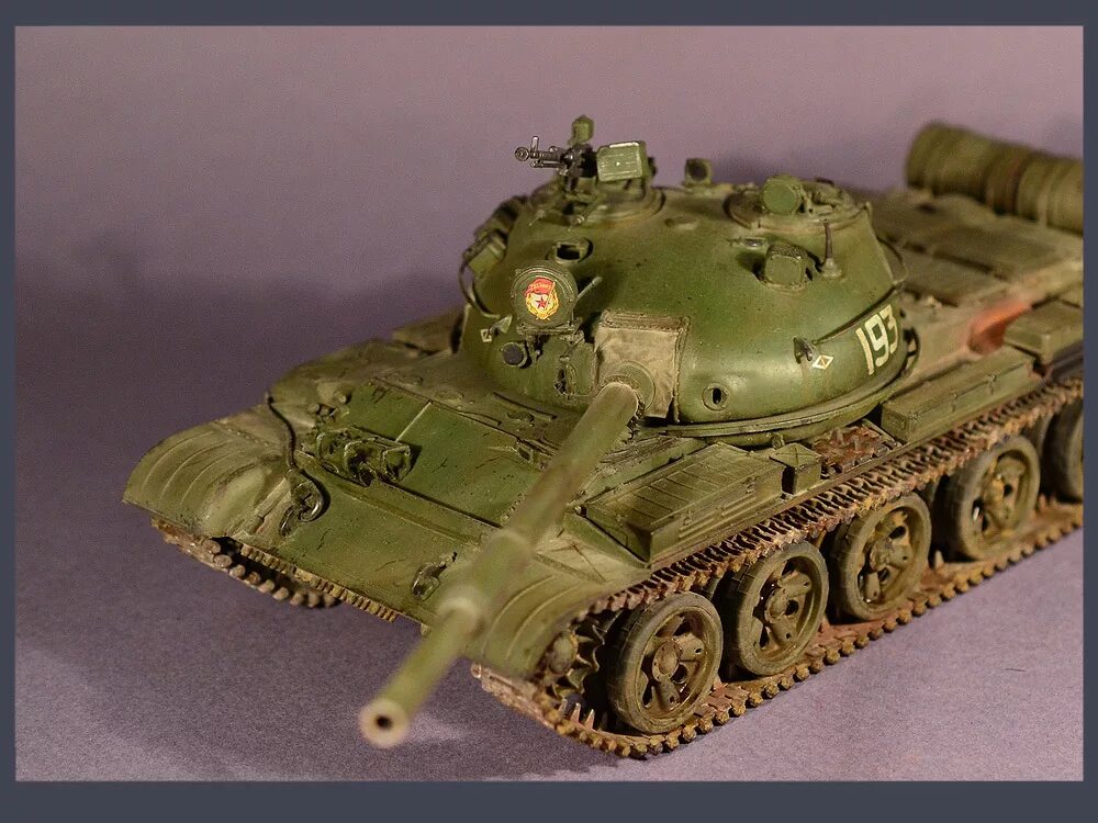 Т-62 звезда 1/35. Т-62 1/72 Моделист. Танк т-62. Т-62 диорама. Каропка ру стендовые модели