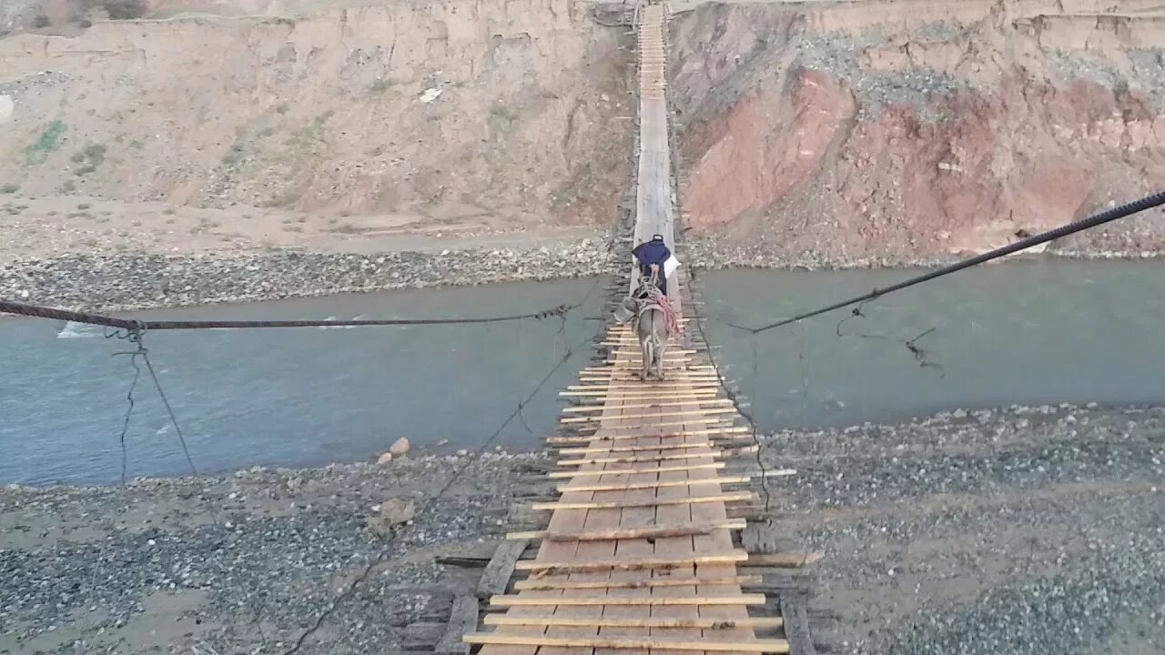 Эс алуу. Асма копуро. Токтогул копуро. Копуро Сузак. Копуро мост Сузак.