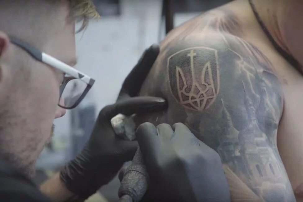 Татуировка новобатайск. Святослав коваленко тату. Татуировка новобатайск. Татуировка новобатайск. Школа тату мастеров.
