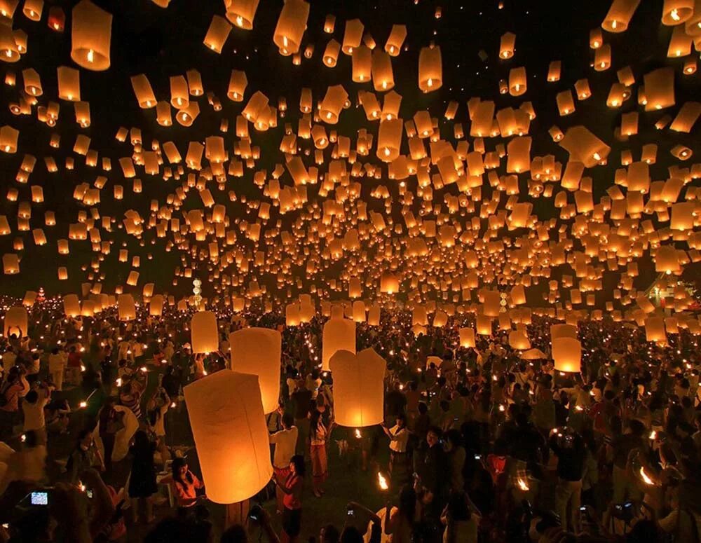 Фестиваль китайских фонарей. Фестиваль фонарей в китае 2019. Праздник фонарей юаньсяоцзе в китае. Весенний фестиваль китайских фонарей (юаньсяо). Китайский фонарик удачи.