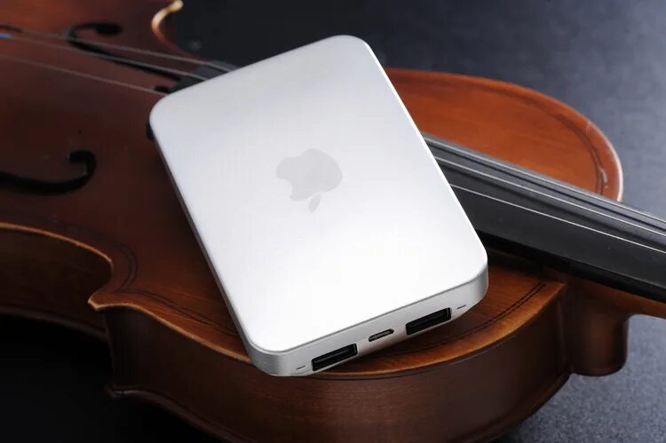 Power bank для айфона 12. Power bank для apple iphone magsafe. внешний аккумулятор apple magsafe battery pack для iphone. Magsafe power bank apple. повербанк apple для iphone.