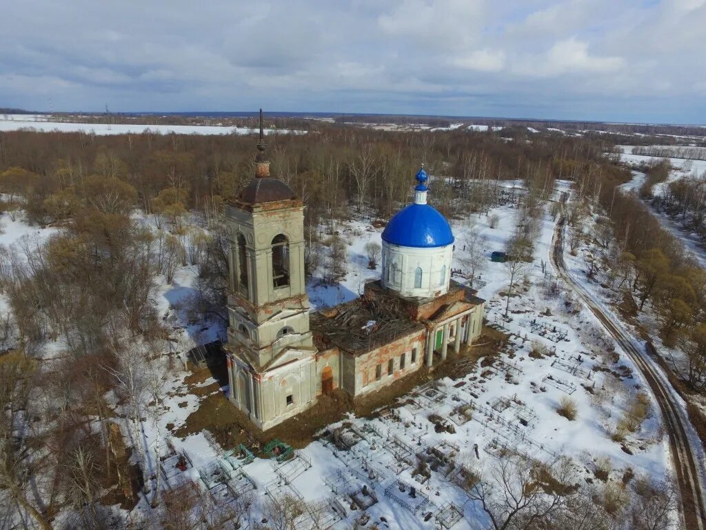 Николо перевоз. Николо-перевоз ярославская область. Церковь рождества пресвятой богородицы в николо-перевозе. Церковь рождества пресвятой богородицы в николо-перевозе. Погост николо перевоз.