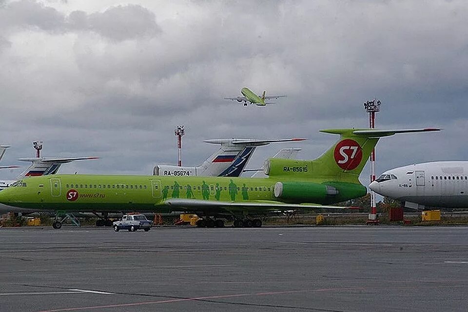 Авиакомпания s7 Airlines аэропорт Толмачево. B737 Max s7 в Толмачево. Хабаровск s7.