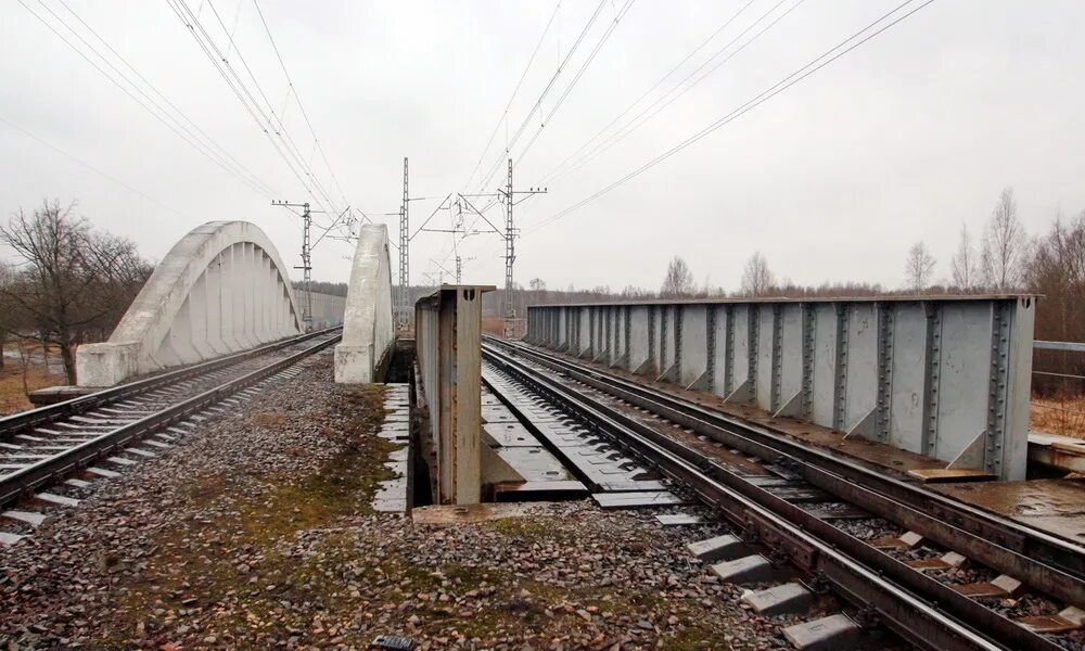Бетонный жд мост. Жб мост жд. Бетонный жд мост. Железнодорожный железобетонный мост. Железнодорожный железобетонный мост.