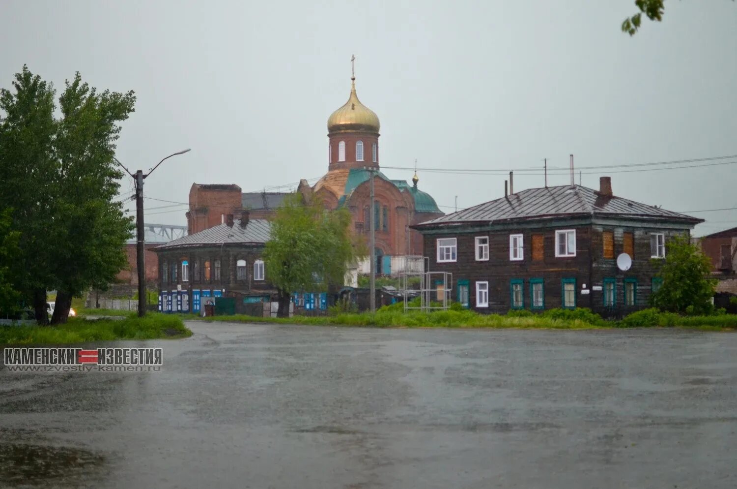 Население камень на оби. Камень-на-Оби Алтайский край. Камень-на-Оби Алтайский край Церковь. Город камень на Оби Алтайский край. Достопримечательности камень на Оби Алтайский край.