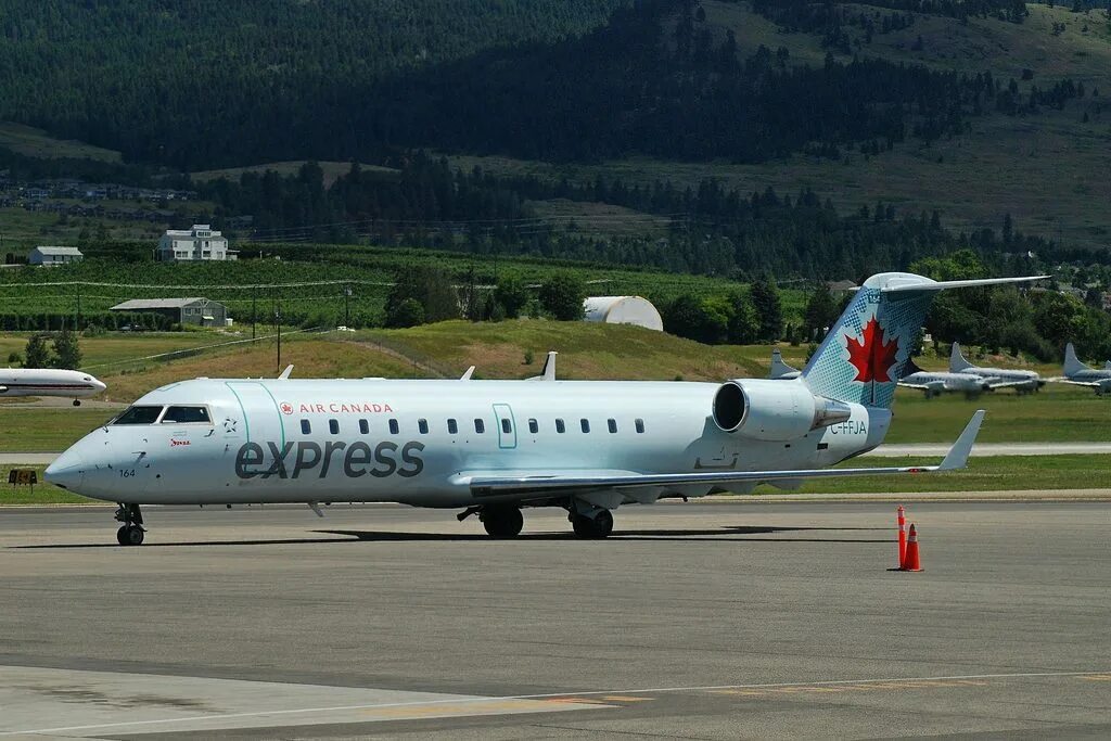 Bombardier crj 200