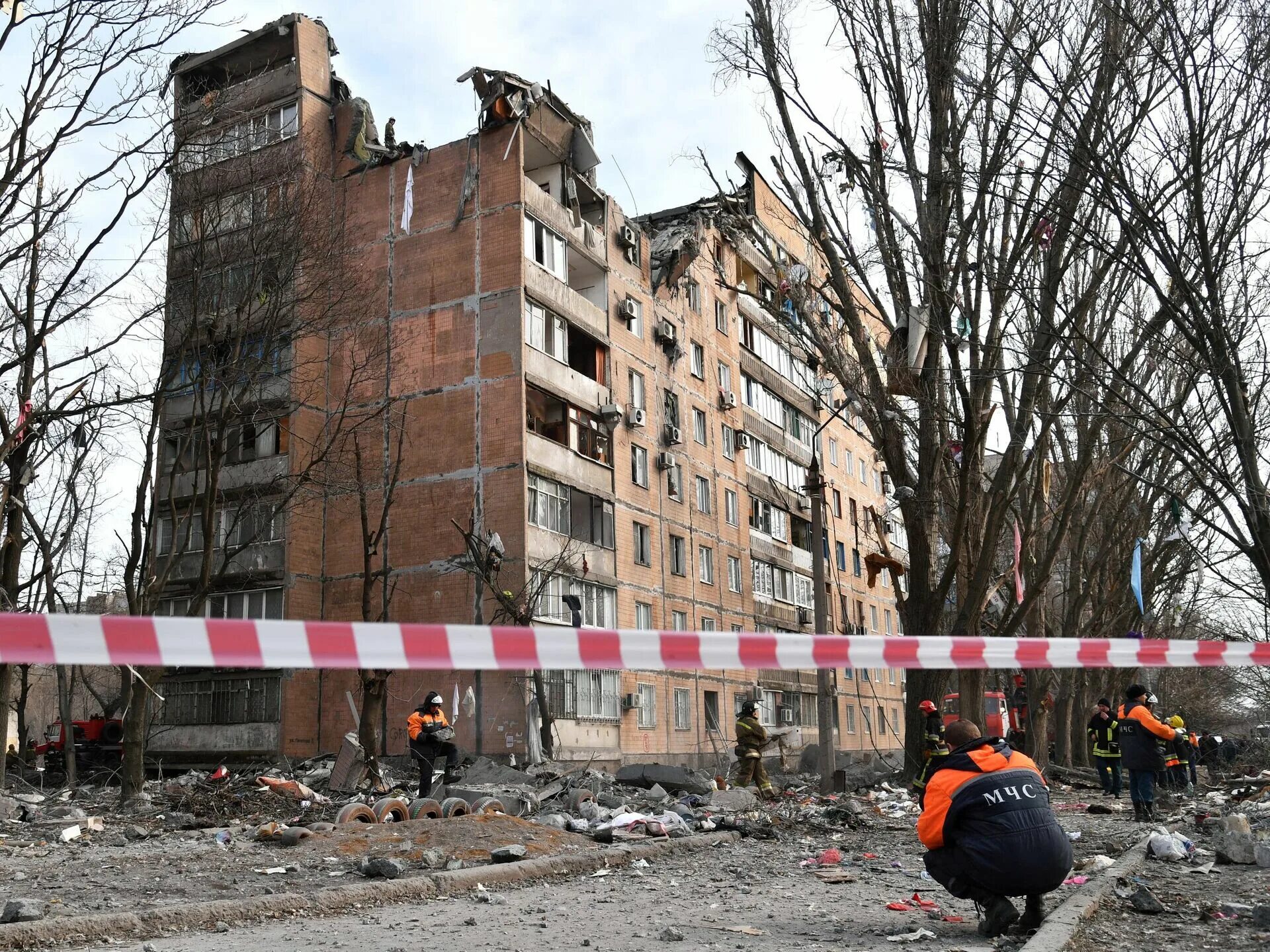 Савин сво. Жилой дом обстрел ВСУ Киевского района Донецка. Обстрел жилых домов в Донецке. Донецк обстрел разрушения декабрь 2022.