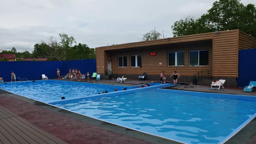 Кречет паратунка камчатка. Кречет база отдыха камчатка. Кречет паратунка камчатка. База кречет паратунка. Термальные источники зимой камчатка паратунка.