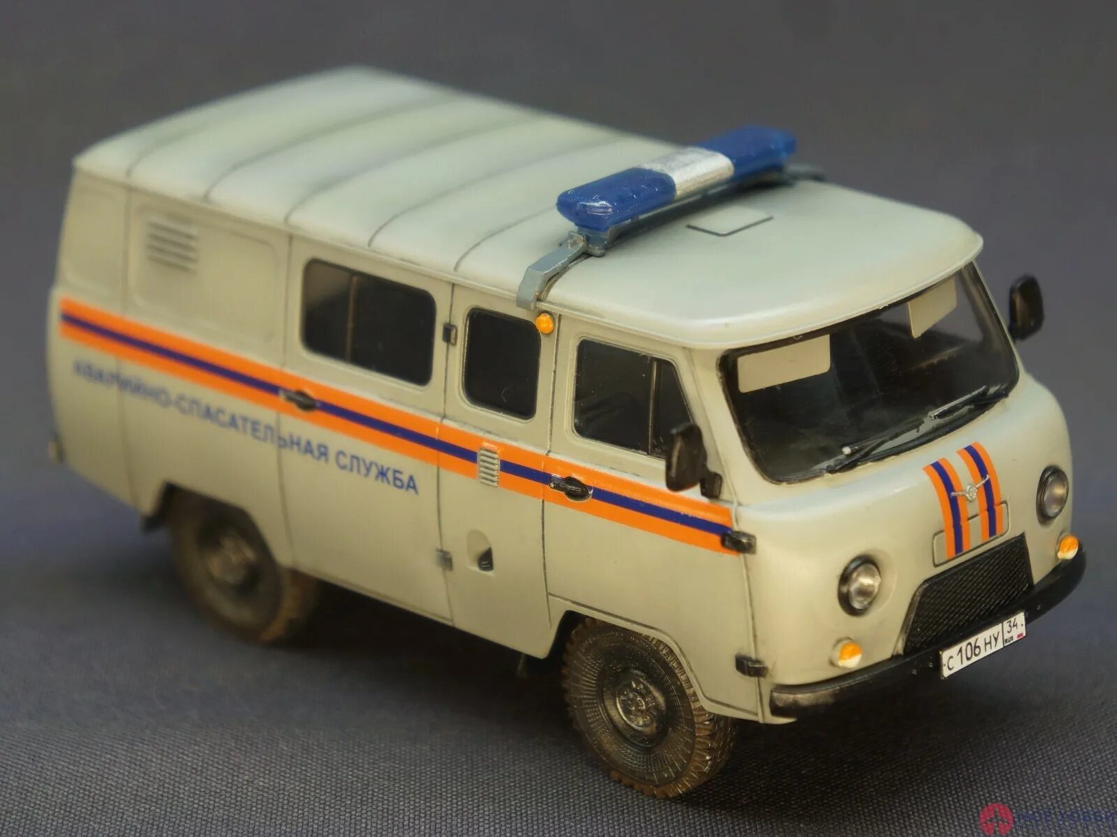 Уаз буханка звезда 1/35. Уаз 452 1 43 ссср. Уаз 3909 звезда 1/43. Модель уаз буханка 1 43. Уаз буханка 3909.