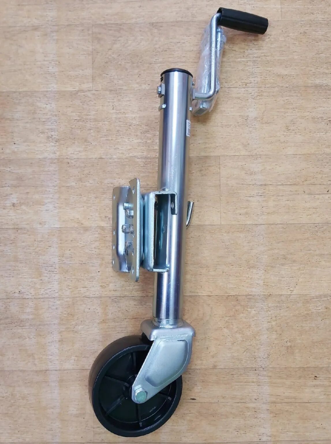 Auto-gur d101c колесо опорное для прицепа 48-200 50(в сборе с хомутом). Колесо для подкатной опоры прицепа мзса. Подкатное колесо для прицепа крепыш 8823. Колесо опорное для прицепа мзса артикул. Поворотное опорное колесо мзса.