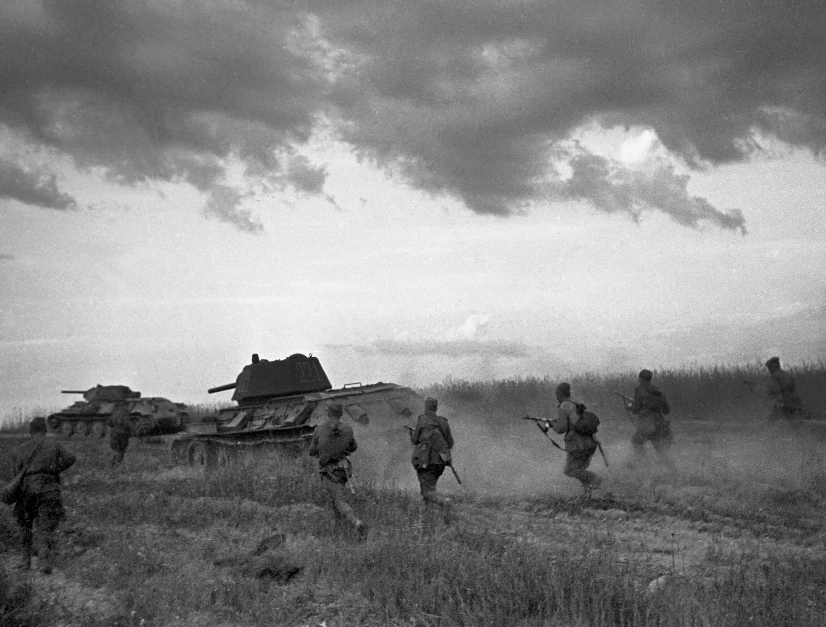 ). Курская дуга 1943 танковое сражение. Курская битва 1943. Курская битва (1943 г. Курская битва танковое сражение.