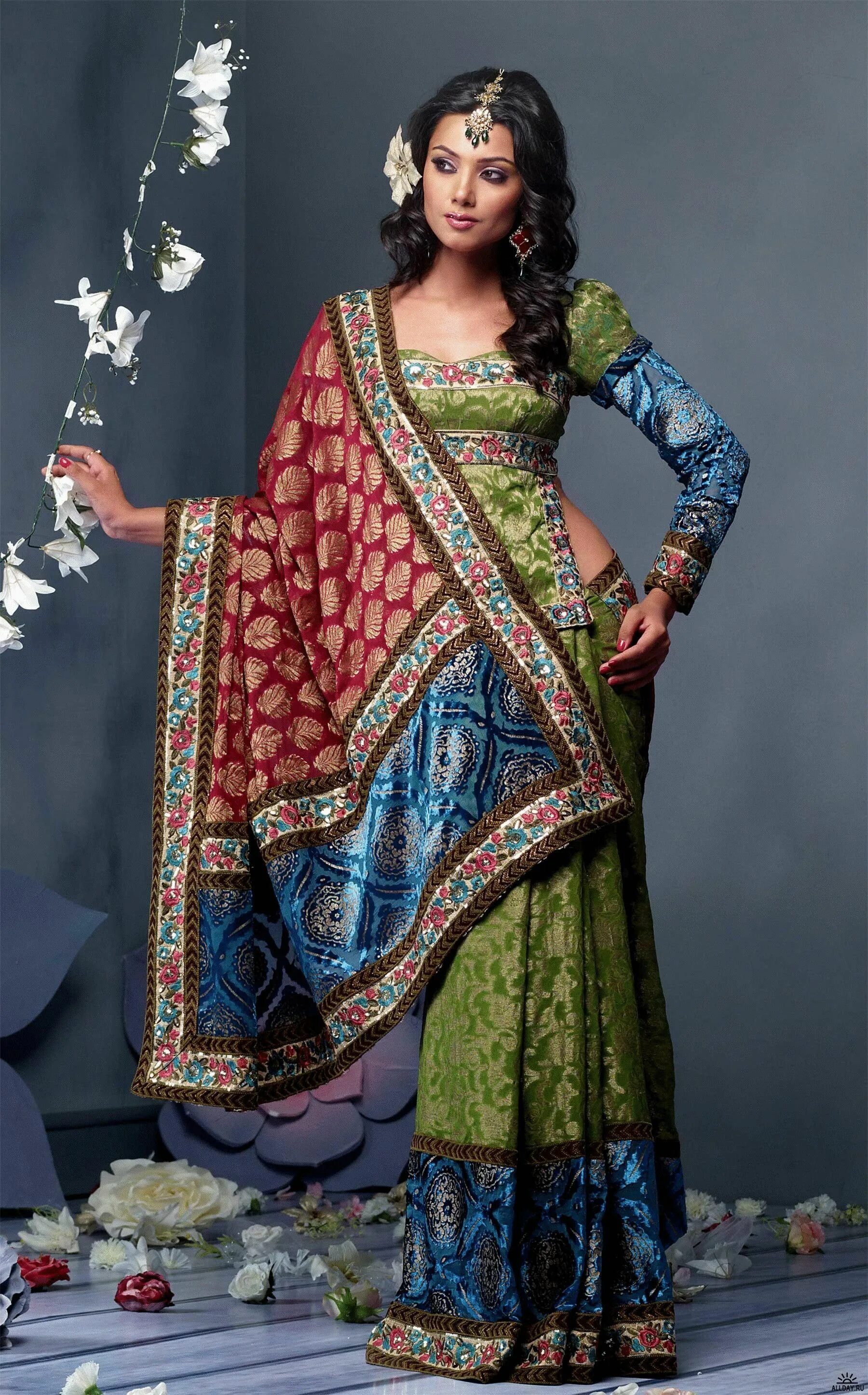 Housefull 2 - Wedding attire. Indian bridal wear, Indian bride, Bridal dress des