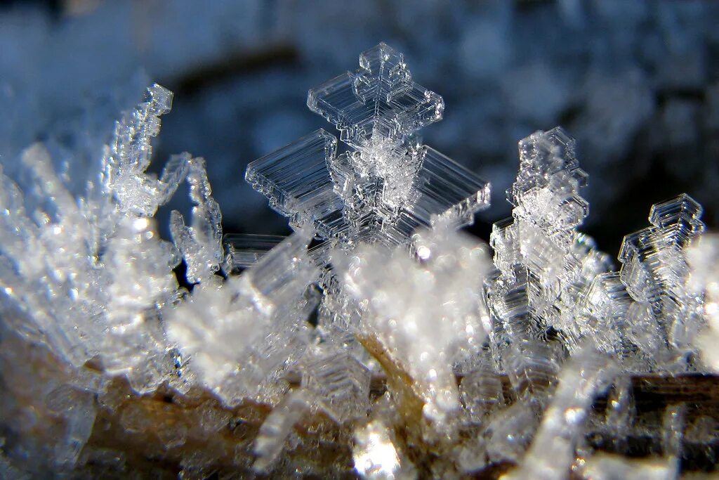 Айси ледяные Кристаллы. БИРБАХ ледяной Кристалл. Кристальный лед. Ледяные Кристаллы ПНШ.