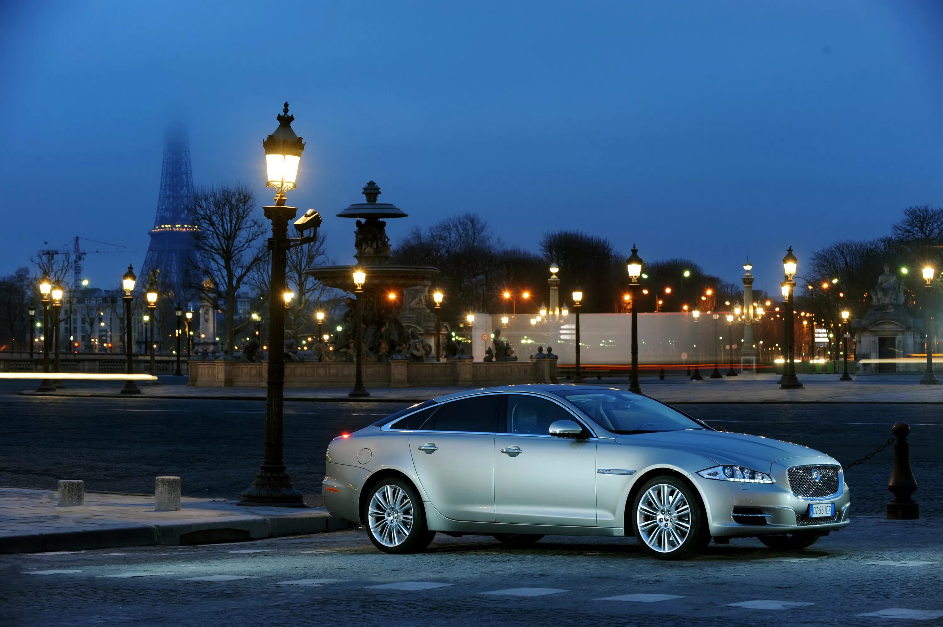 Авто городского типа. Jaguar XJ x351. Ягуар XJL 2010. Ягуар XJ 2010. Ягуар XJ 351.