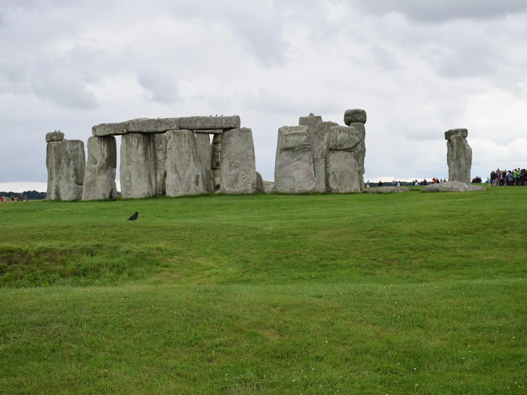 Stonehenge is perhaps the worlds. Стоунхендж святилище друидов. Ирландия Стоунхендж. Остров Пасхи и Стоунхендж. Шотландия Стоунхендж.