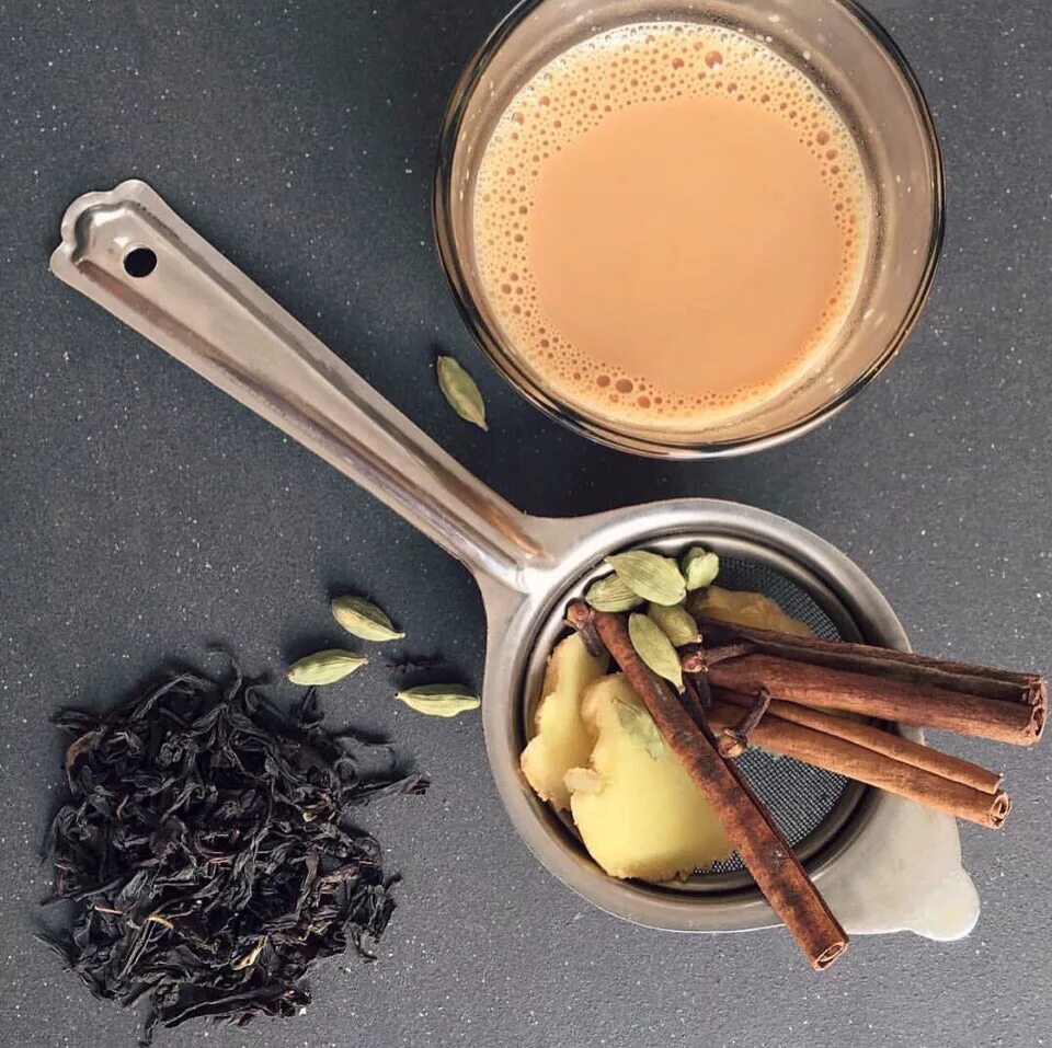 Масала рецепт. Чай индийский "масала". Масала заварка. Масала Ингредиенты. Пряный чай масала.