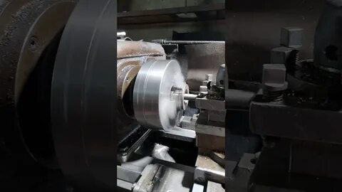 Как расточить на токарном станке