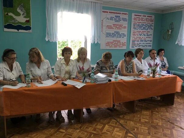 схи энгельс техникум. 34 техникум энгельс. медицинский колледж энгельс. профессиональный колледж профессиональных технологий. энгельсский медицинский колледж святого луки.