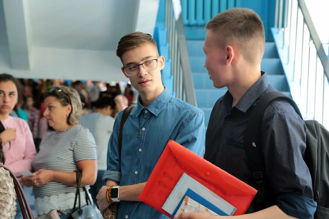 Абитуриенту екатеринбург. Приемная комиссия БЕЛГУ. Приемная комиссия. Приёмная комиссия университета. Приемная комиссия вуз.