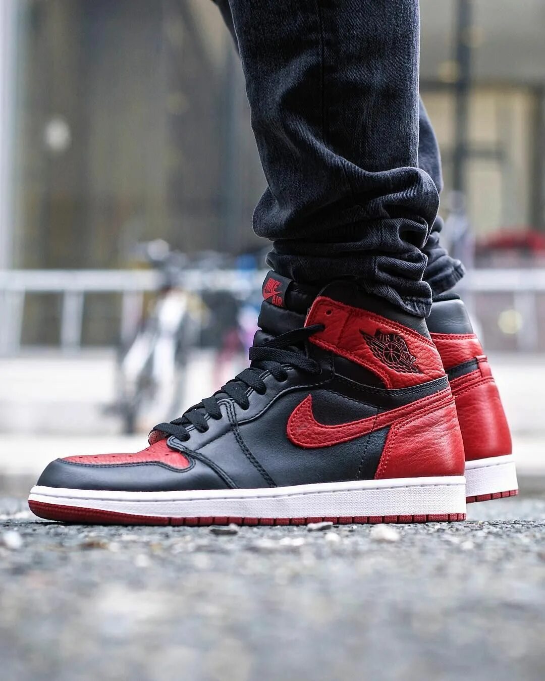 Мужские кроссовки air jordan. Nike Jordan 1. Nike Air Jordan 1 Black Red. Найк Air Jordan 1. Nike Air Jordan 1 Low Red Black.