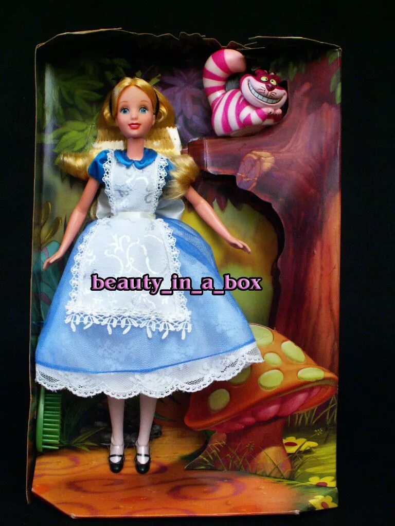 Кукла Алиса в стране чудес Дисней. Алиса в стране чудес кукла Алиса. Алиса в Зазеркалье куклы. Кукла из мультика Алиса в стране чудес. Алиса купить в брянске