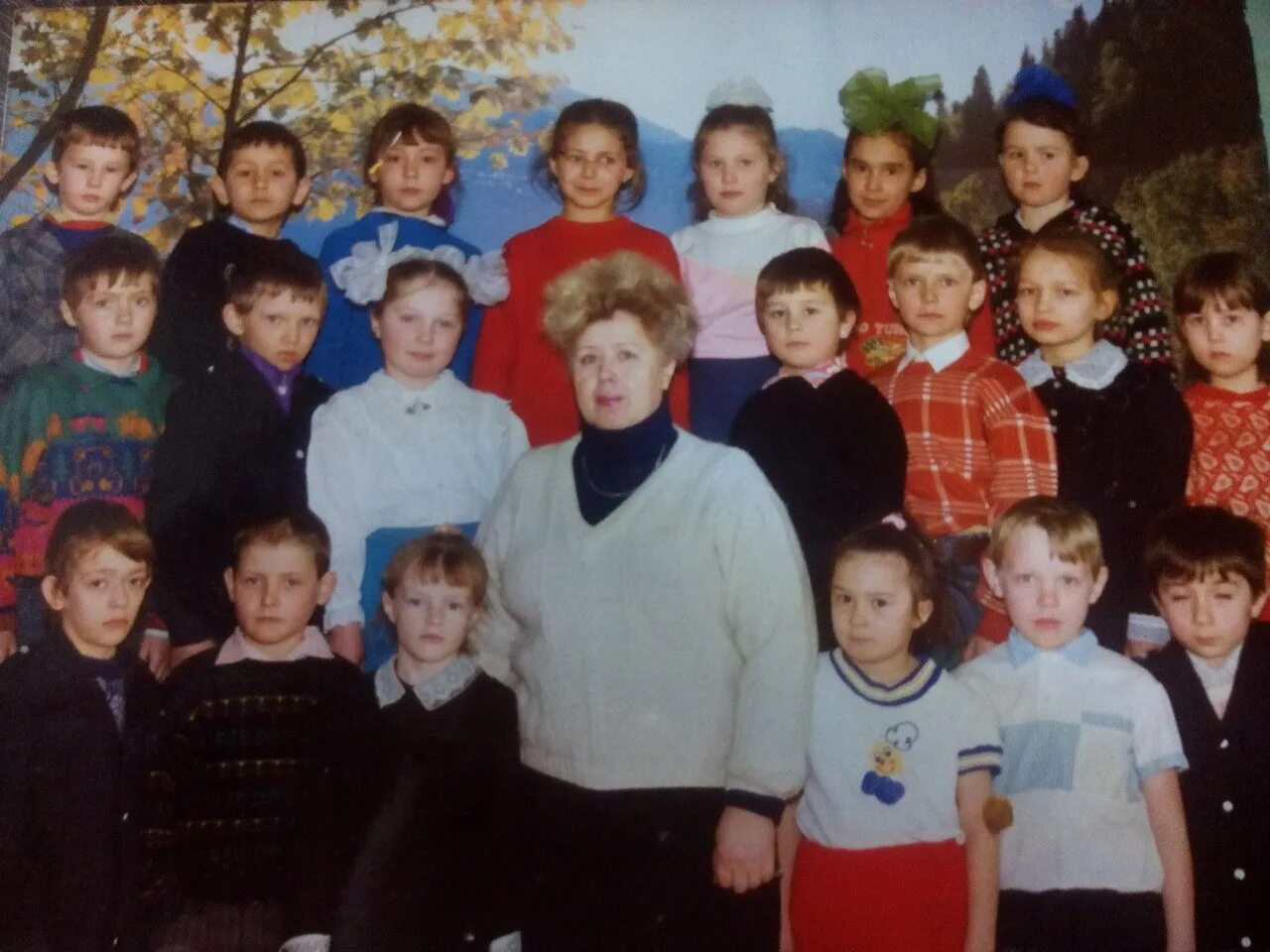 Выпуск 2001 года школа. Школа 36 Ангарск. Школа 12 выпуск 2001. Детский дом г Яровое выпуск 2001 год. 30 декабря 2001 г 197