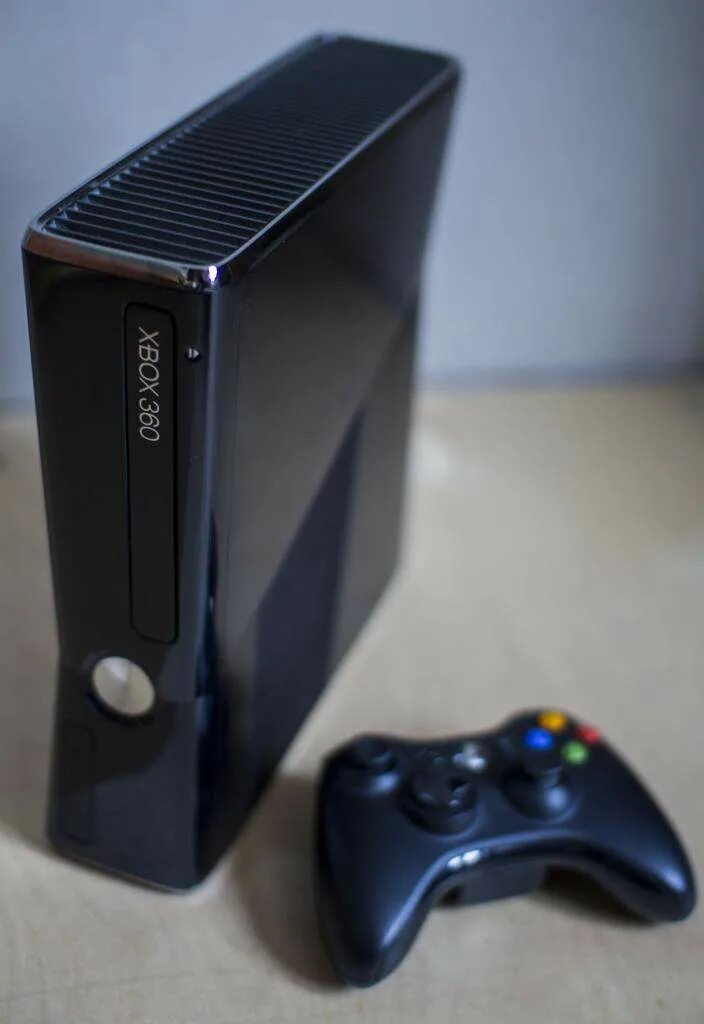 Xbox 360 Slim 250. Xbox 360 Slim 500gb. Xbox 360 Slim 250gb. Xbox 360 Slim freeboot. Хбокс слим