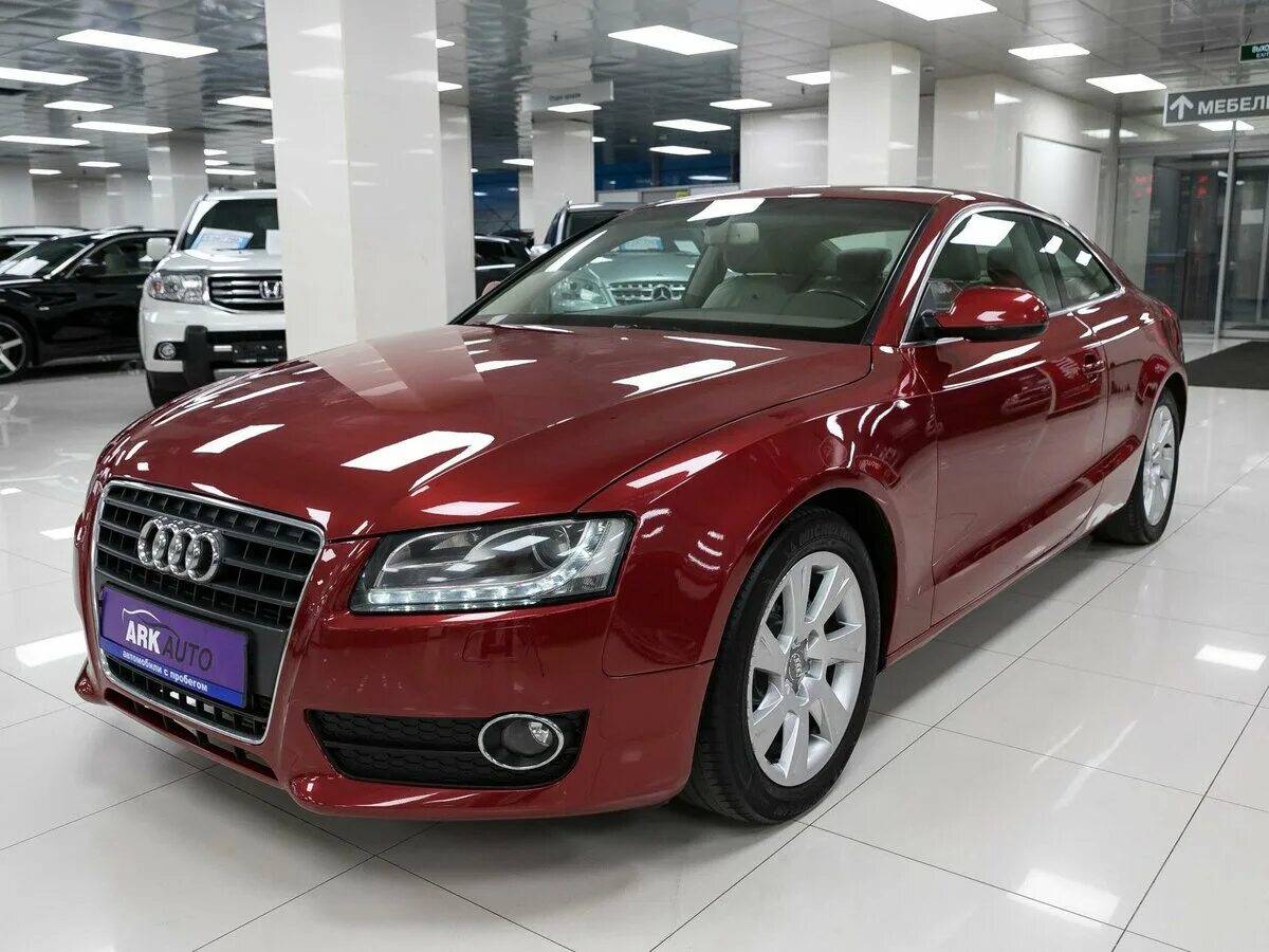 Купить ауди новую у официального дилера. Ауди а8 красная. Audi a5 Coupe Red. Ауди а5 купе бордовая. Ауди а5 2010 купе красный.