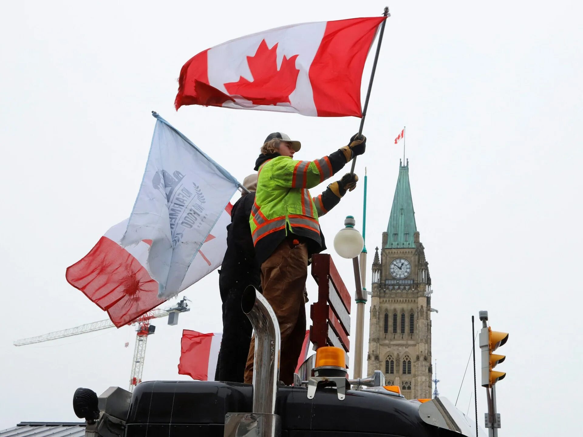 Протесты в канаде. Канада люди. Ottawa convoy. Что происходит в канаде последние новости на сегодня. Канадские дальнобойщики.