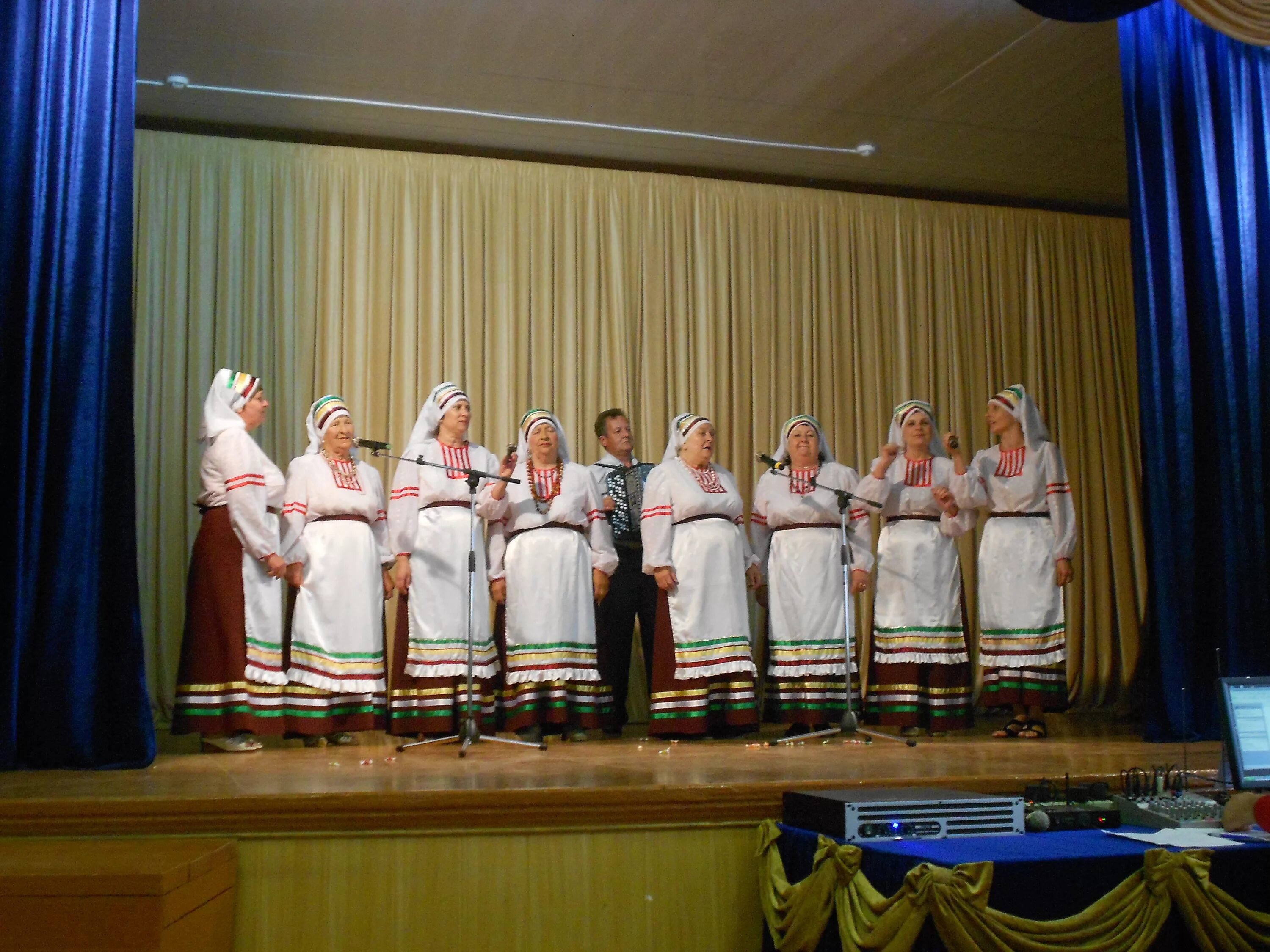 Село викулово. Юбилей фольклорного кружка краеведов. Маук центр культуры и досуга. Культурно досуговое. Маук центр культуры и досуга.