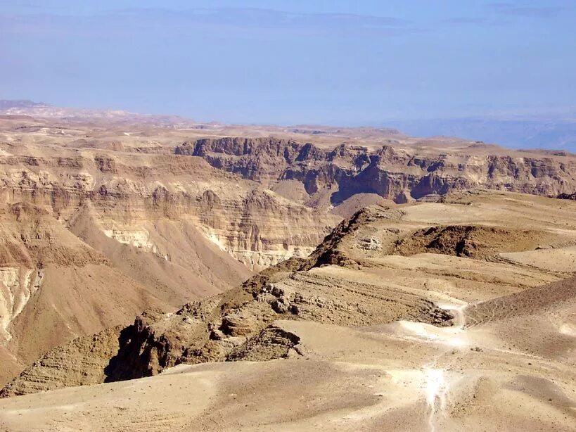 Горы цинь. Царь в пустыне негев. Тимна гробница. Негев тратратра. Парк тимна израиль.